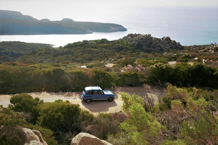 Location de Renault 4L Bonifacio