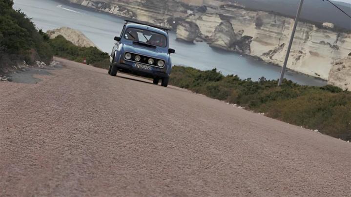 Location de Renault 4L Bonifacio