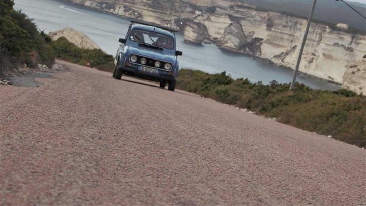 Location de Renault 4L Bonifacio